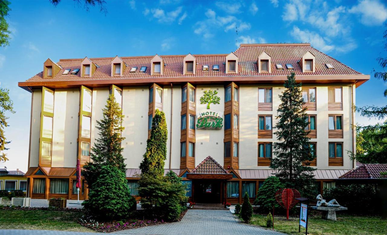 Park Hotel Gyula Exterior foto