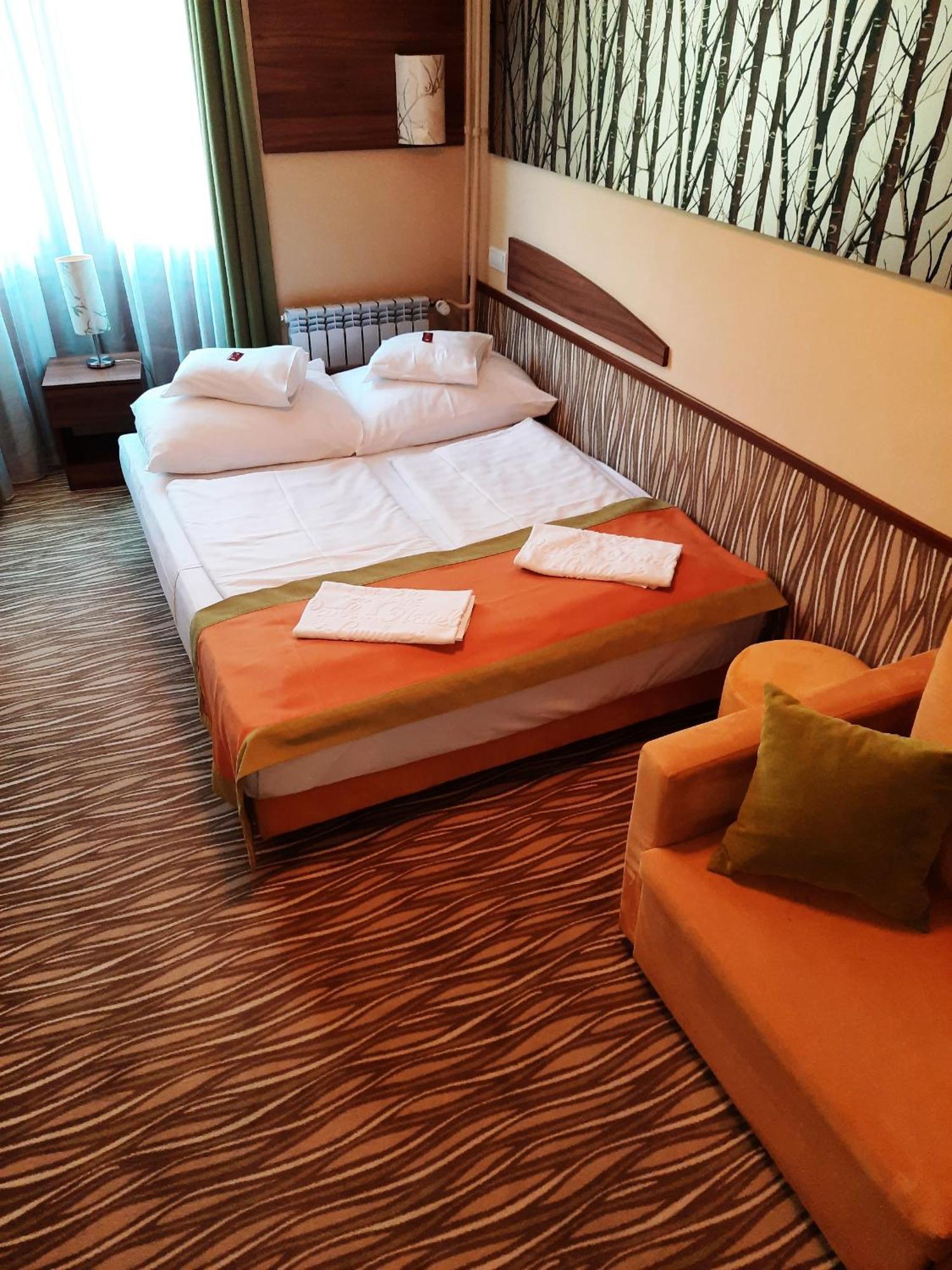 Park Hotel Gyula Exterior foto
